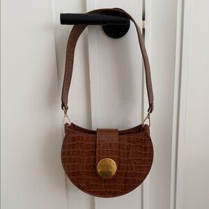 Elleme Elegant Brown Croc-Embossed Shoulder Bag with Gold Detail
